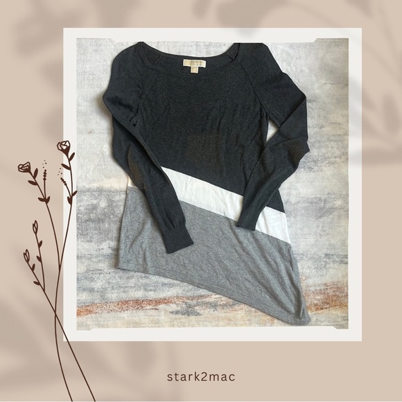 Michael Kors Gray and White Crew Neck Sweater - Picture 1 of 5